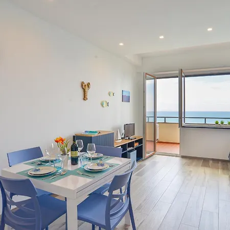 La Casa Del Mare Di Ginni E Virgi By World アパート ベルジェッジ