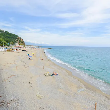 La Casa Del Mare Di Ginni E Virgi By World *